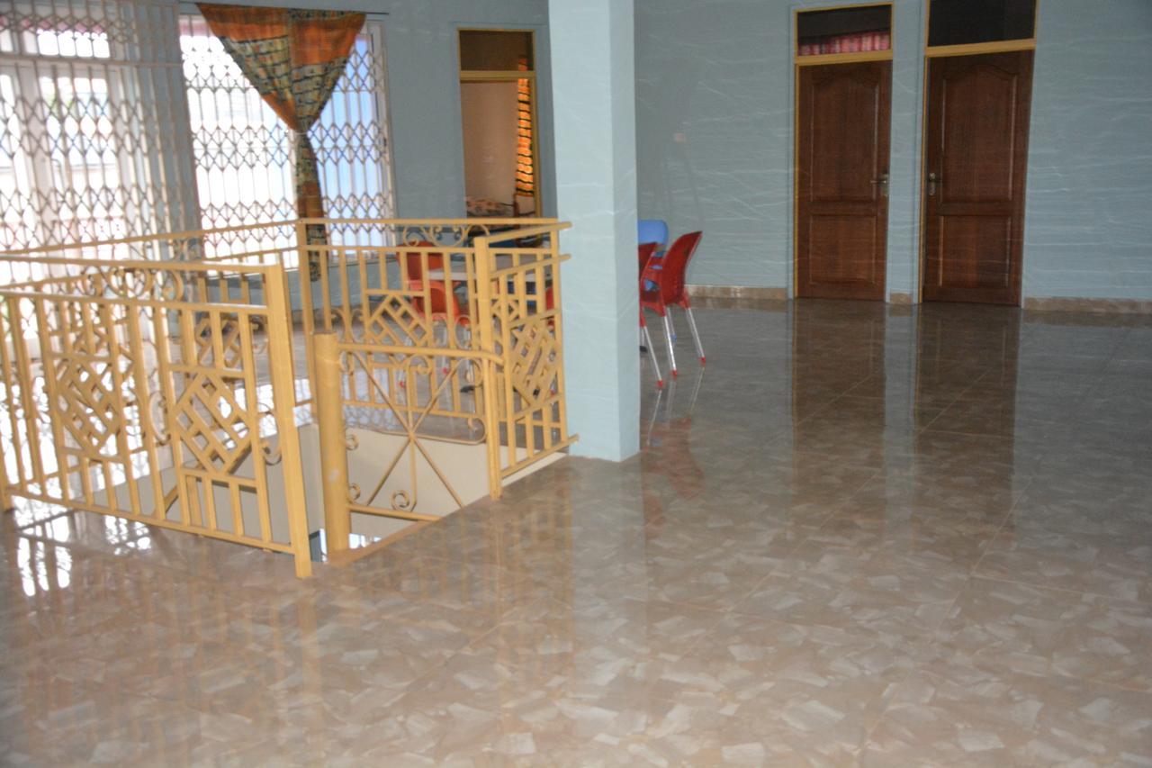 The Accra Backpackers Hostel Luaran gambar
