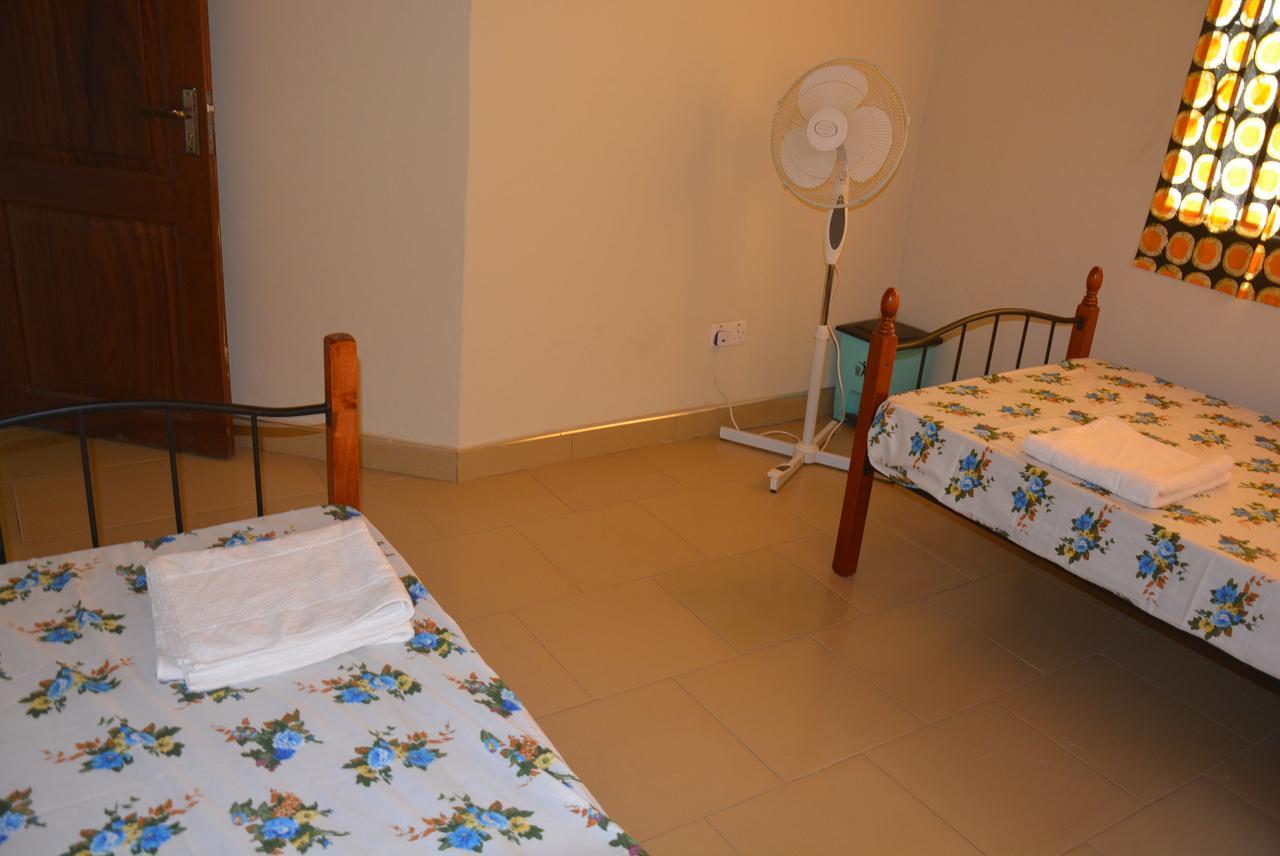 The Accra Backpackers Hostel Luaran gambar