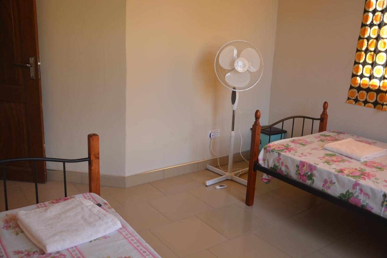 The Accra Backpackers Hostel Luaran gambar