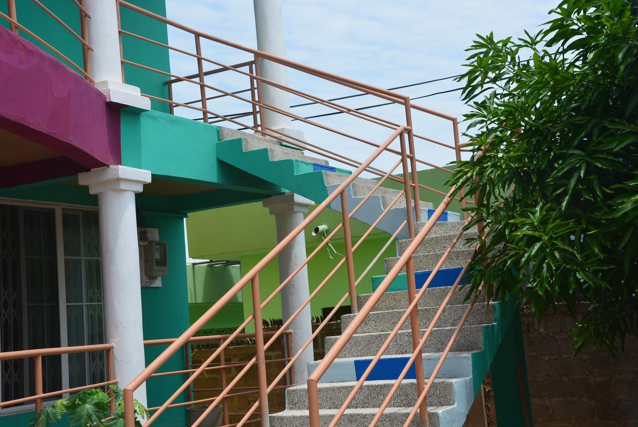 The Accra Backpackers Hostel Luaran gambar