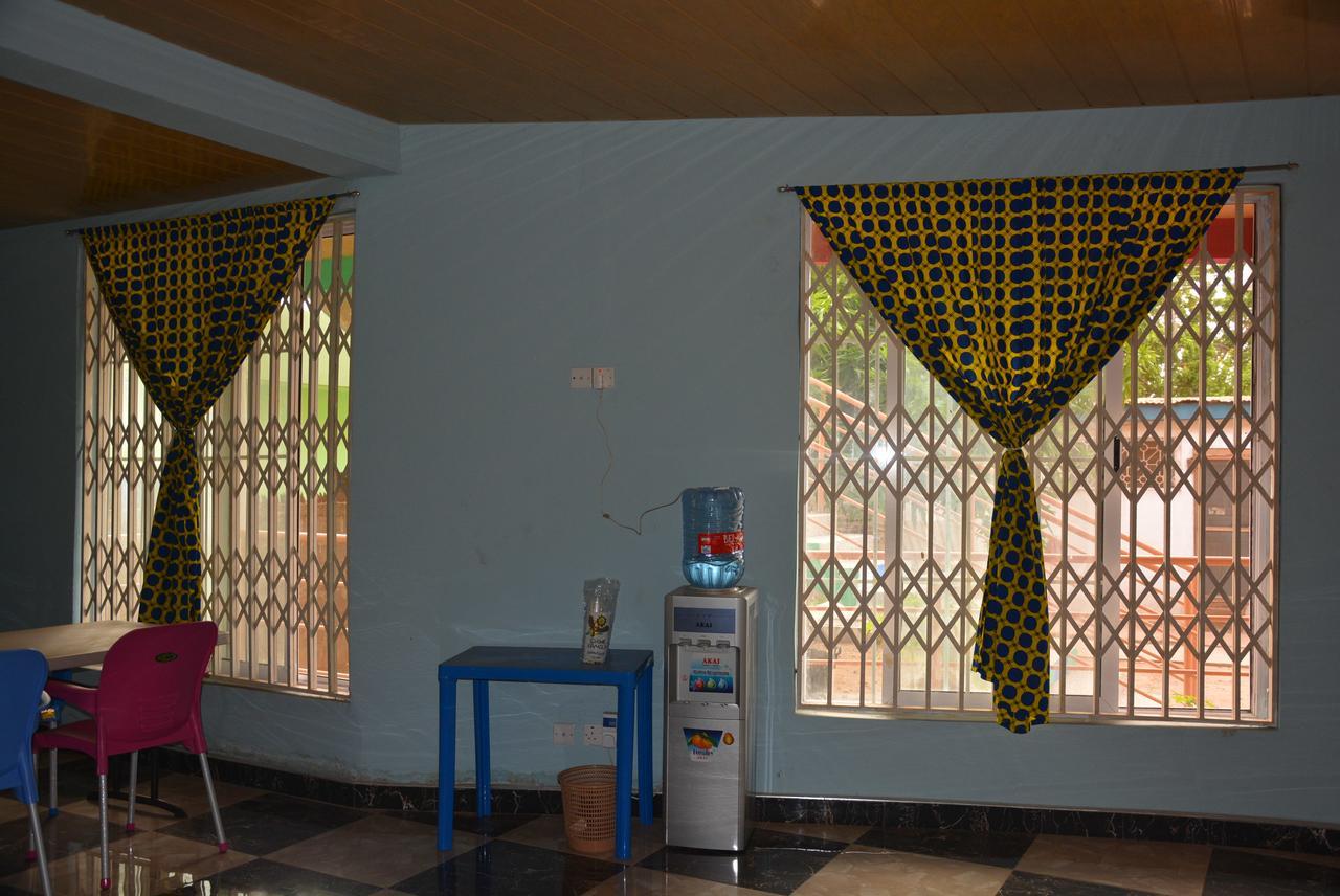 The Accra Backpackers Hostel Luaran gambar