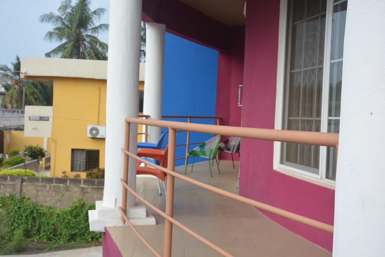 The Accra Backpackers Hostel Luaran gambar